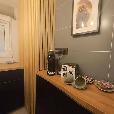 Symphony Sunrise, With Stunning Sea Views And Short Walk To The By Namaste Elite *