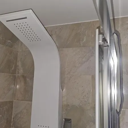 Symphony Sunrise, With Stunning Sea Views And Short Walk To The By Namaste Elite *