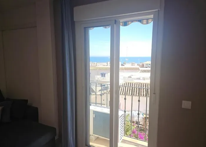 Symphony Sunrise, With Stunning Sea Views And Short Walk To The By Namaste Elite Appartement Torremolinos