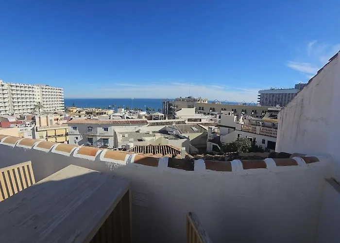 Symphony Sunrise, With Stunning Sea Views And Short Walk To The By Namaste Elite Torremolinos