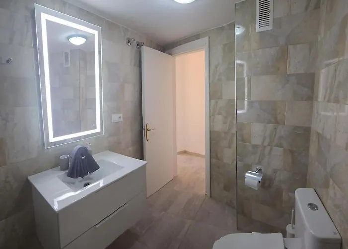 Appartement Symphony Sunrise, With Stunning Sea Views And Short Walk To The By Namaste Elite *