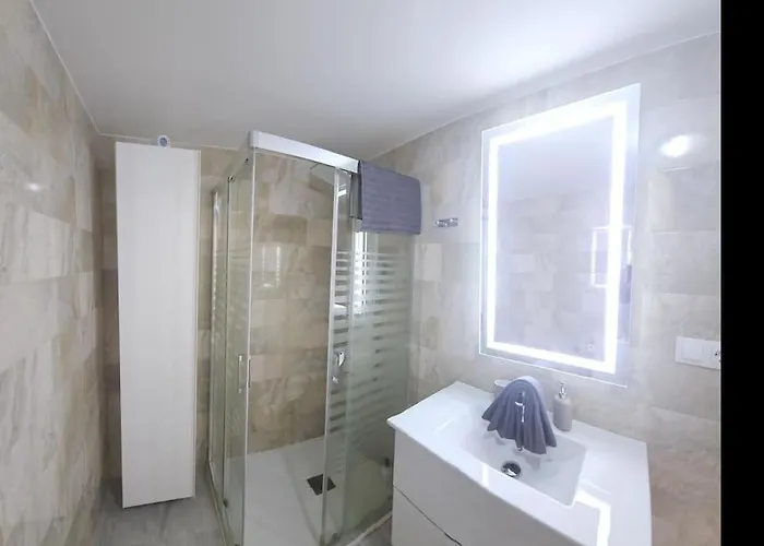 Symphony Sunrise, With Stunning Sea Views And Short Walk To The By Namaste Elite Τορρεμολίνος