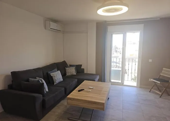 Symphony Sunrise, With Stunning Sea Views And Short Walk To The By Namaste Elite *