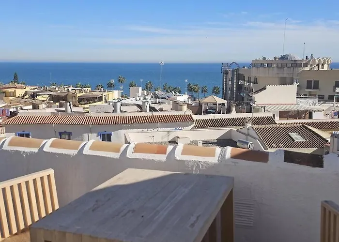 Symphony Sunrise, With Stunning Sea Views And Short Walk To The By Namaste Elite