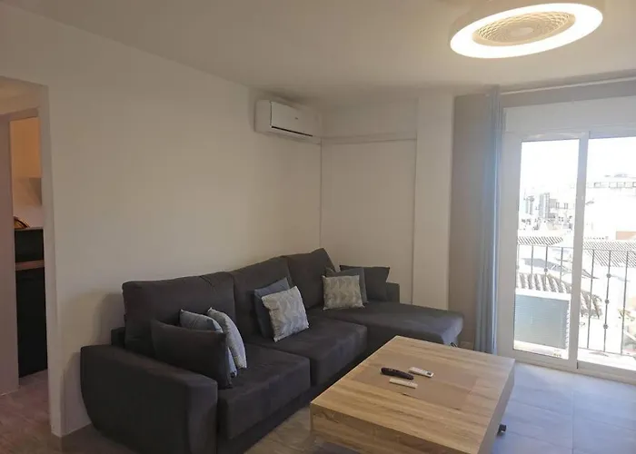 Symphony Sunrise, With Stunning Sea Views And Short Walk To The By Namaste Elite * Torremolinos