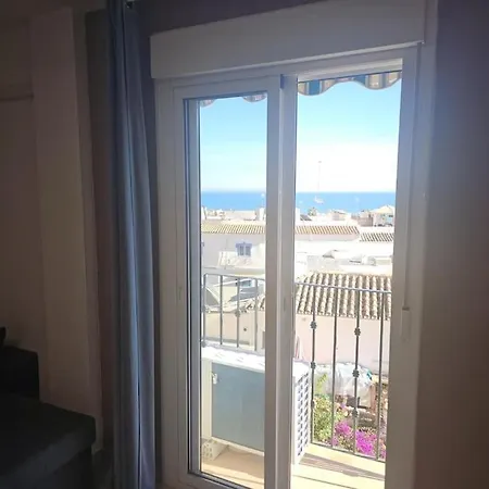 Symphony Sunrise, With Stunning Sea Views And Short Walk To The By Namaste Elite Daire Torremolinos