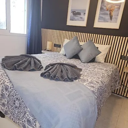 Apartment Symphony Sunrise, With Stunning Sea Views And Short Walk To The By Namaste Elite