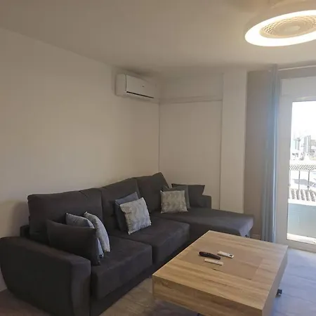 Symphony Sunrise, With Stunning Sea Views And Short Walk To The By Namaste Elite * Torremolinos